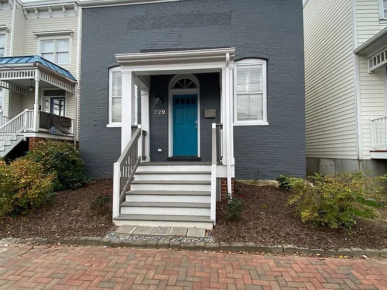 729 Catherine St — Photo 1