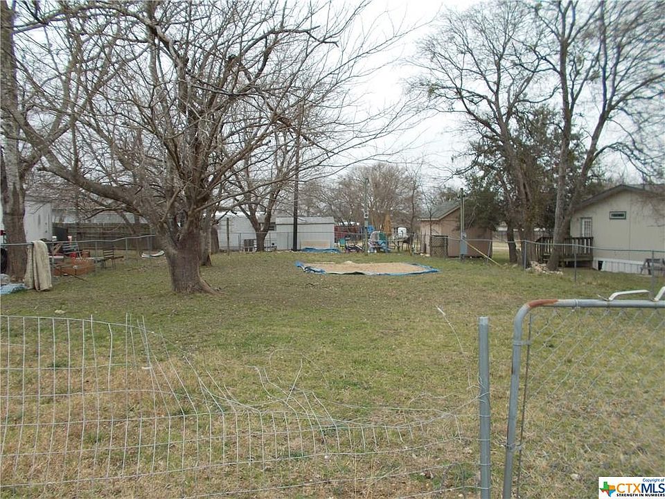 1st image of 17 Mustang Dr