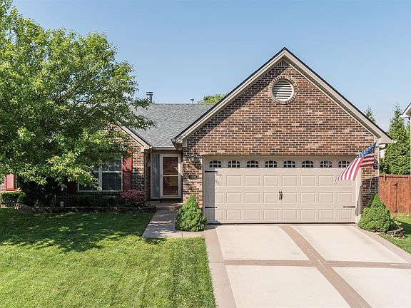 2nd image of 2208 Kenwood Dr