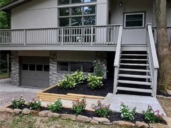 338 Rome Ter, Rock Creek, OH 44084