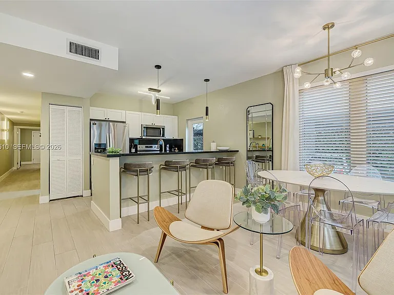 1018 Meridian Ave #2 — Photo 8