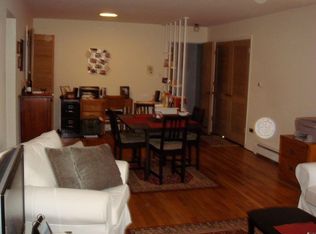 1116-22 Greenleaf Ave #1C, Wilmette, IL 60091