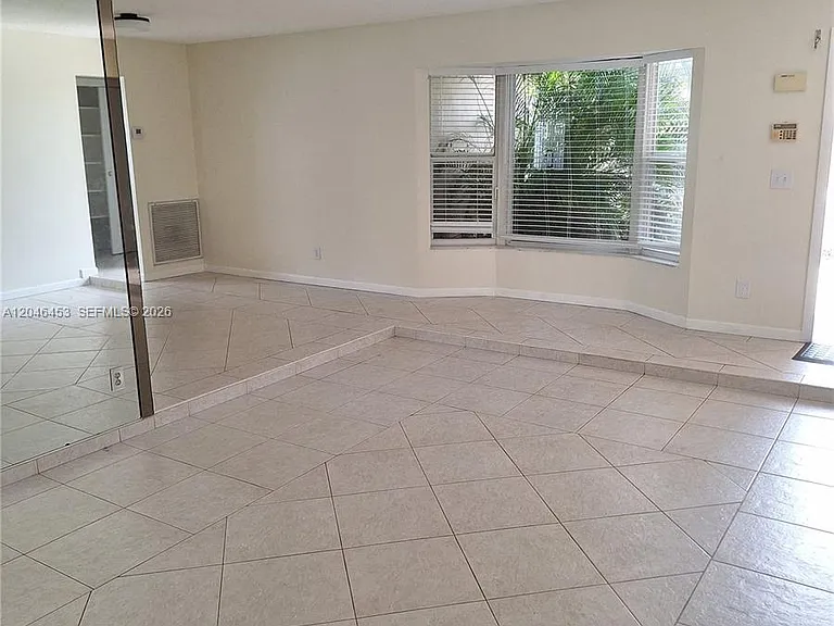 9410 NW 24th Pl — Photo 3