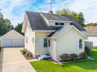 1029 W Bell Ave, Appleton, WI 54914