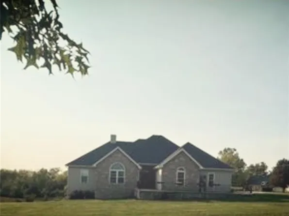 12560 County Road 445, Savannah, MO 64485