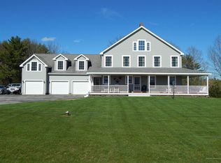 9 Homsted Ln, Hermon, ME 04401