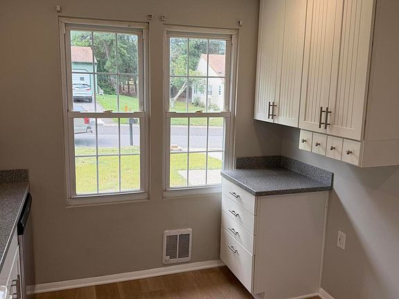 5th image of 35 Milford Ave #52