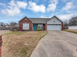 623 Dugan Mill Cir, Fort Smith, AR 72908