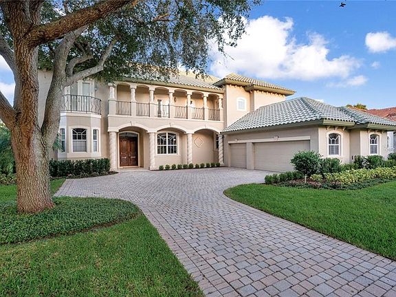 3rd image of 10622 Emerald Chase Dr