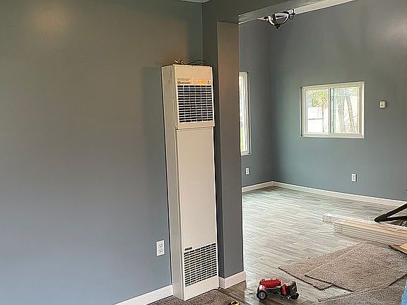 4th image of 1020 Bostwick St