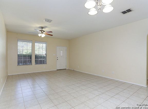 5th image of 7638 Presidio Sands