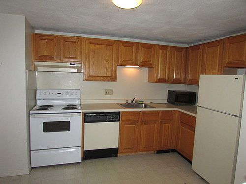 2nd image of 36 Marlboro St APT 2F