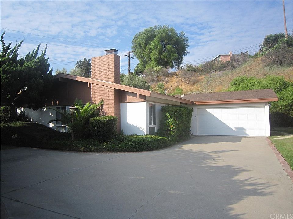 1st image of 16287 Soriano Dr