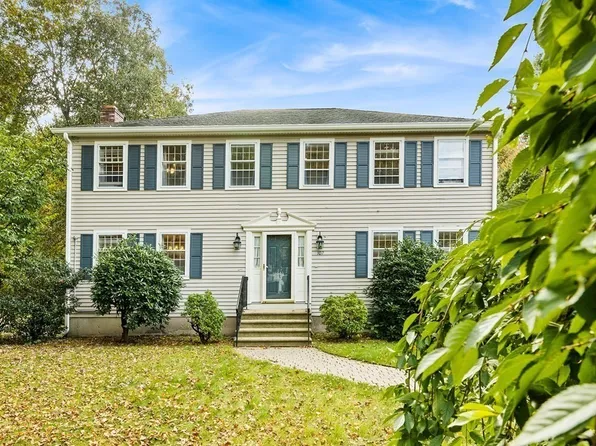 107 Timber Ln, Holden, MA 01520