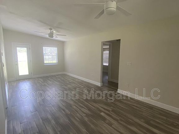4th image of 4708 E Seward St #A