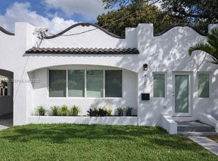 3079 NW Flagler Ter, Miami, FL 33125