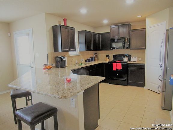 2nd image of 1814 Laurel Ptwy