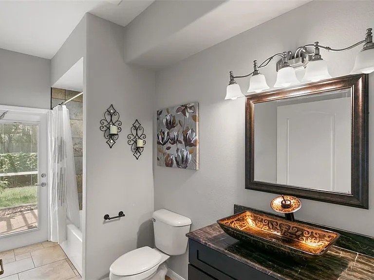 11934 Wandsworth Dr — Photo 13