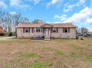 6810 Longview Dr, Murfreesboro, TN 37129