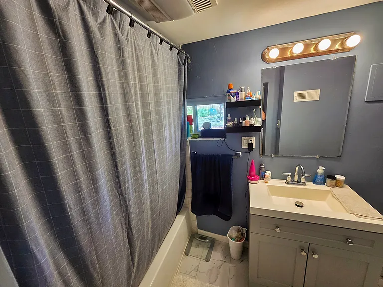 1361 Parkwood Pl NW #B — Photo 18