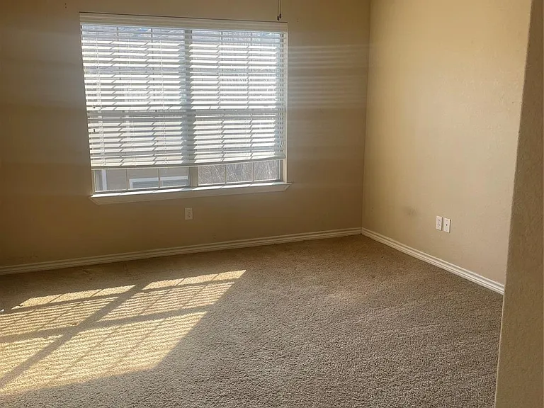 128 Bolero Way — Photo 3