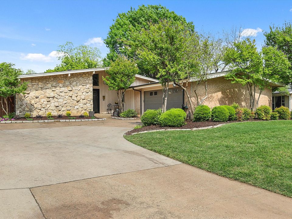 1st image of 2843 Bay Meadows Cir