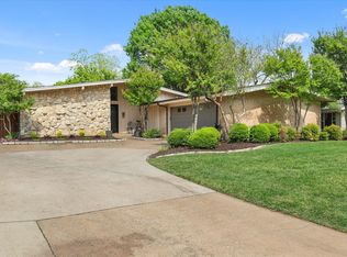 2843 Bay Meadows Cir, Farmers Branch, TX 75234
