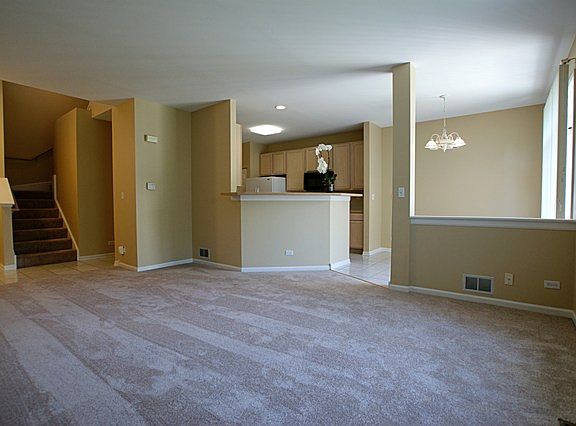 4th image of 397 Pine Lake Cir