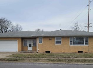 1102 W North Grand Ave, Springfield, IL 62702