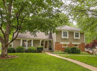9801 Bluejacket Dr, Overland Park, KS 66214