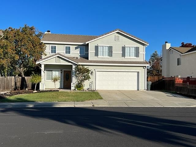 1st image of 3946 Regatta Dr