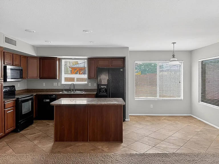 35058 N Karan Swiss Cir — Photo 12