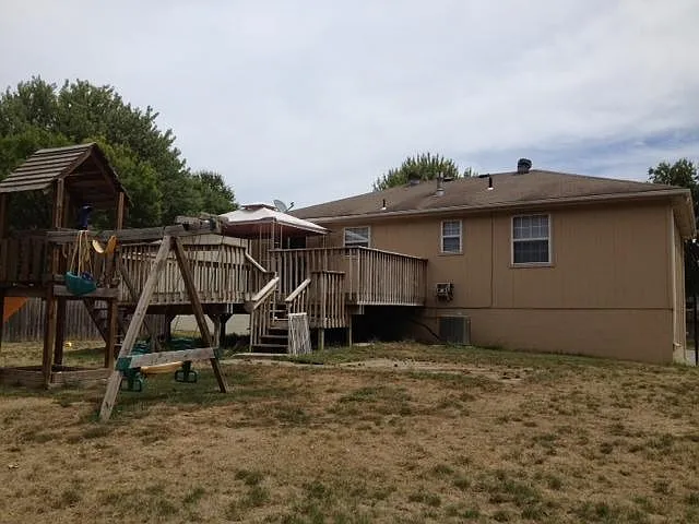 20212 E 14th Terrace Ct N — Photo 4