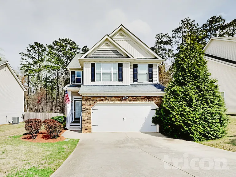 8132 Brookbend Dr — Photo 2