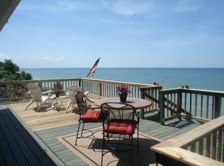 38367 Beachview Rd, Willoughby, OH 44094