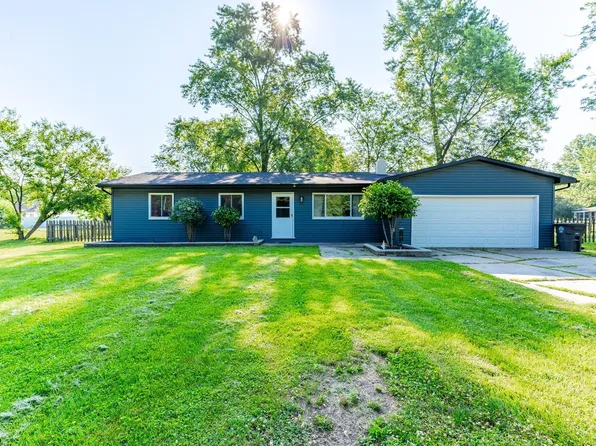 4534 Woodway Dr, Fort Wayne, IN 46835