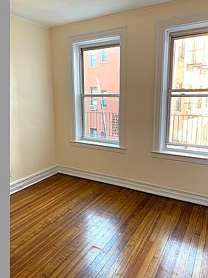 5th image of 23-01 Astoria Blvd #2G