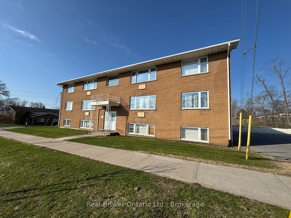 1st image of 301 West St N #7