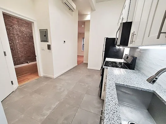 Rented by Rachel Realty | media 19