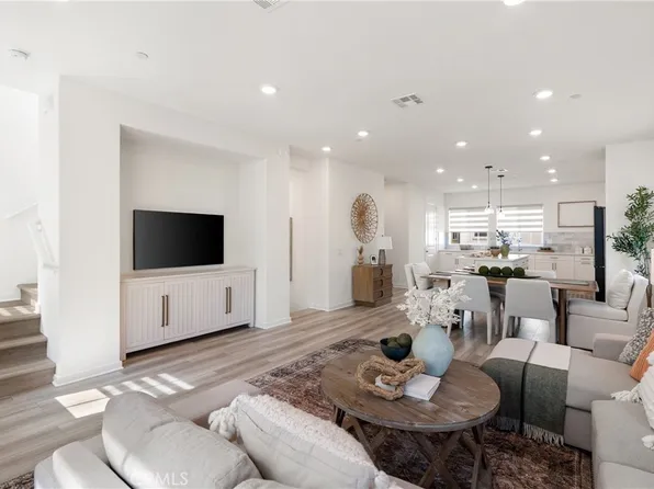 27634 Rockcrest Rd, San Pedro, CA 90732