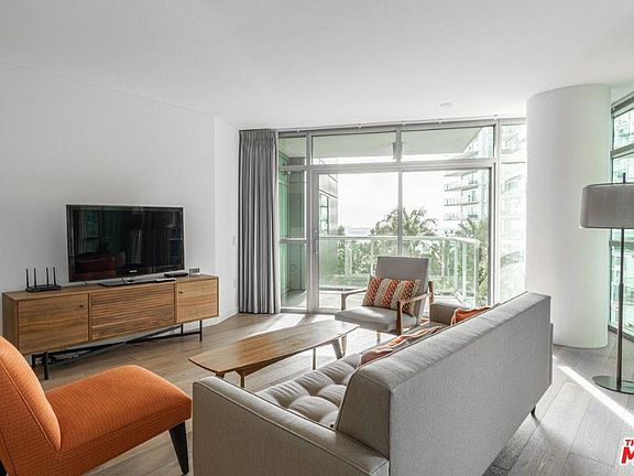 3rd image of 13650 Marina Pointe Dr Unit 605
