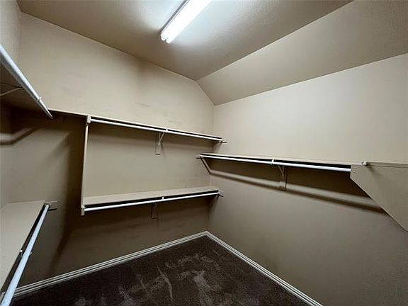 4th image of 4529 Brenda Dr