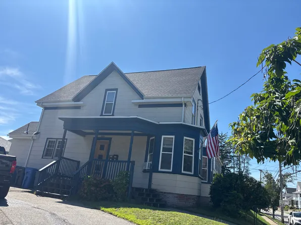 80 Colonial Ave Floor 2, Cranston, RI 02910