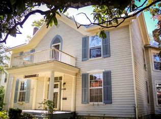 501 S Main St, Lexington, VA 24450