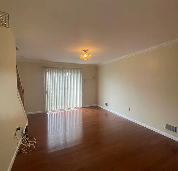 92 Callahan Ct — Photo 10