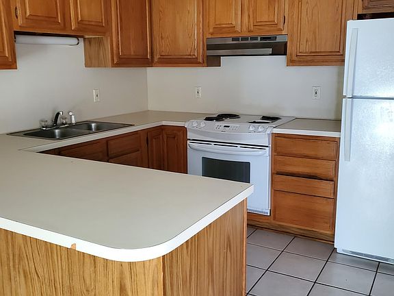 5th image of 309A W Sallier St