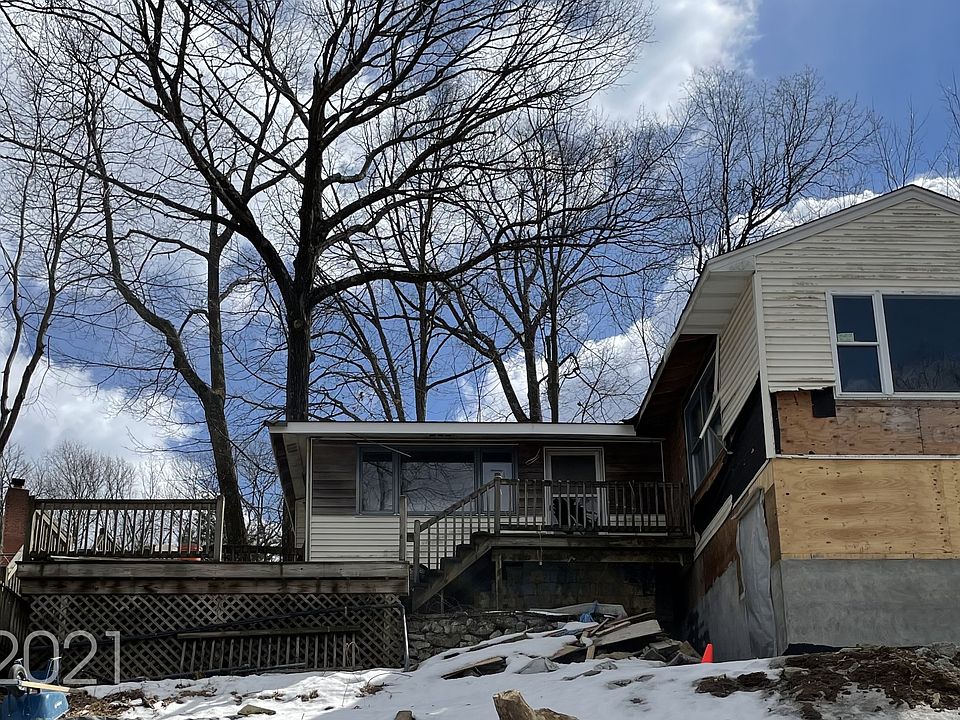 1st image of 46 Pleasant Valley Dr