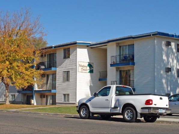 70 NW 4th St APT 4
