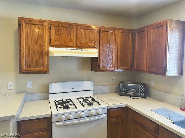 5323 Hanging Tree Ln — Photo 2