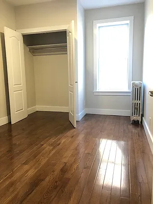 Rented by Lang Realty LLC | media 3